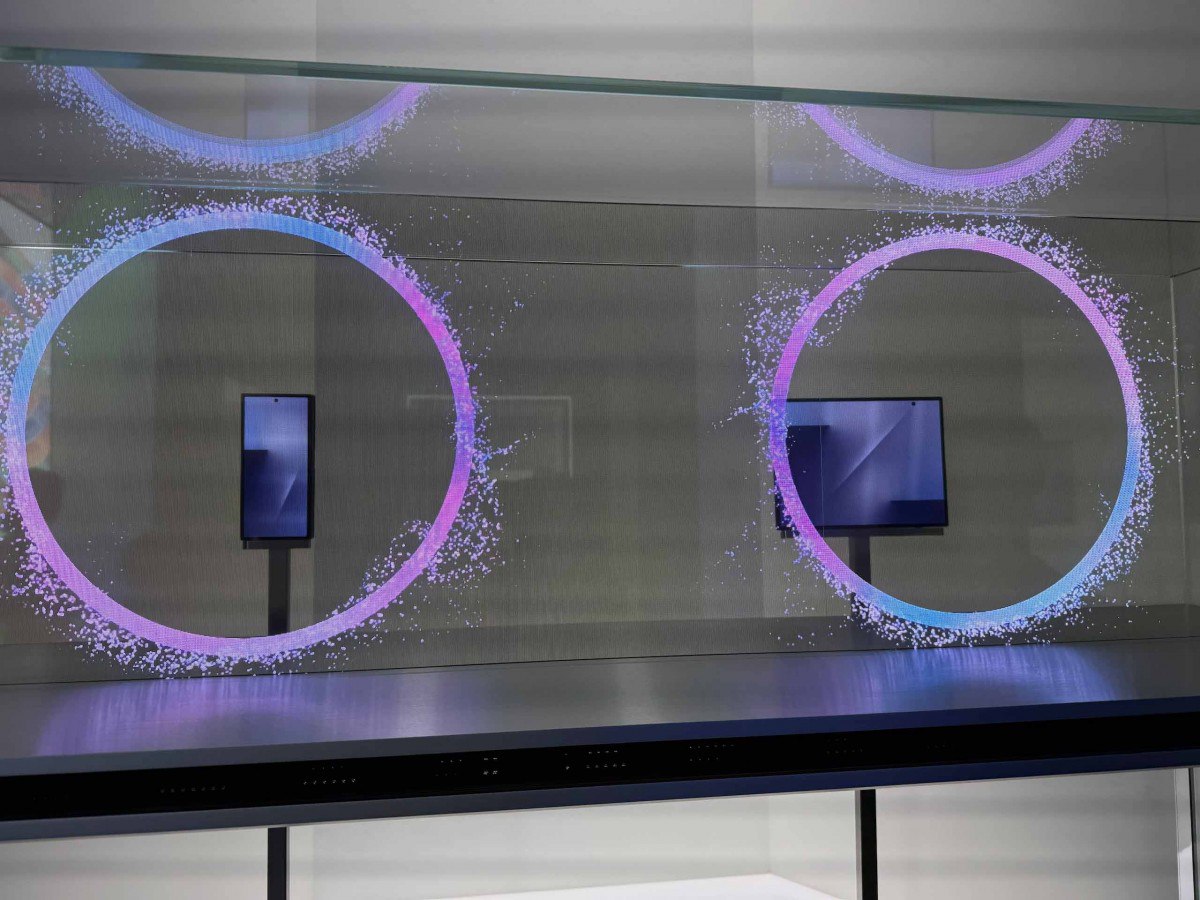 CHIP новости Samsung впервые показала трикладушку Galaxy Z TriFold Официальный анонс устройства ожидается уже на этой неделе Подробнее здесь chiprussia