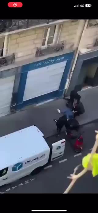 В Париже предотвращено похищение беременной дочери владельца криптообменника