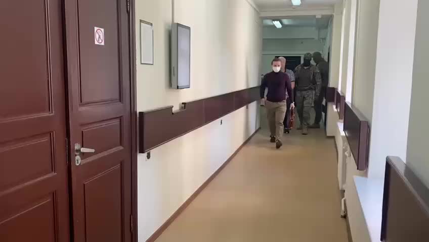 Экс-сотрудник генконсульства США Роберт Шонов этапирован в колонию после приговора