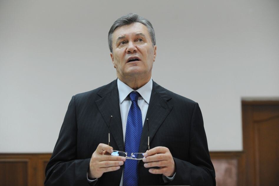 Суд ЕС отклонил иск Януковича о снятии санкций Бывший президент Украины пытался оспорить ограничения введенные в 2014 году Суд Евросоюза отклонил иск бывшего президента Украины Виктора Януковича о снятии санкций введенных против него в 2014 году Суд обязал Януковича оплатить собственные судебные расходы а также расходы Совета ЕС Ограничения также остались в силе для сына Януковича Александра российских бизнесменов Романа Абрамовича и Артема Худавердяна В 2022 году Евросоюз ввел новые санкции против Виктора и Александра Януковичей в связи с началом специальной военной операции России Александр Янукович в феврале 2023 года перевел свой бизнес под российские законы и получил российское гражданство В настоящее время он занимается бизнесом в России где десять лет назад открыл фирму в Санкт Петербурге Наши соцсети taplink cc themoscowpost
