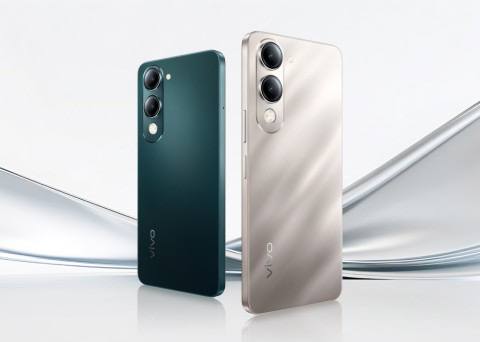 Бюджетник с 5G и большим аккумулятором: vivo Y19 оценили от $124 Vivo представила новый доступный 5G-смартфон — vivo Y19, и за свои деньги он предлагает неплохой набор: процессор Dimensity, экран 90 Гц, защиту от воды и батарею на 5500 мАч. Что внутри: • Экран: 6,74 дюйма, HD+, 90 Гц, TÜV Rheinland синий свет — не враг . • Проц: MediaTek Dimensity 6300, до 6/128 ГБ памяти. • Камеры: 13 Мп основная с режимами Night/Portrait/Pro + ИИ-фишки вроде AI Erase и Enhance. • Фронталка: 5 Мп, тоже с ночным режимом. • Аккумулятор: 5500 мАч + 15 Вт зарядка через USB-C. • Фишки: IP64 пыль/влага , боковой сканер отпечатков, microSD, Bluetooth 5.4. Цены в Китае: • 4/64 ГБ — $124 • 4/128 ГБ — $135 • 6/128 ГБ — $153 Доступен в зелёной и серебристой расцветках. Для бюджетника, как будто прям не плох #новости