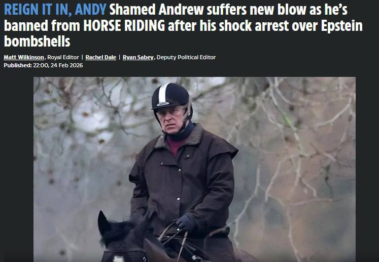 Экс принцу Эндрю запретили заниматься верховой ездой из соображений репутации сообщает The Sun Брат короля Карла III который на прошлой неделе был задержан и допрошен полицейскими в связи с делом Эпштейна лишился одного из немногих оставшихся увлечений Считается что его не следует видеть улыбающимся и радостным в седле как это было во времена его пребывания в Виндзоре