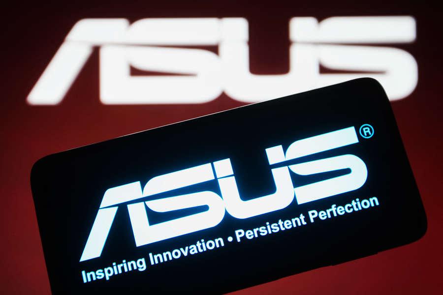 ASUS пошла по стопам Apple и прекратила гарантийное обслуживание техники в России предлагая отремонироваться в другой стране В сети появилась информация о том что ASUS приостановила гарантийное обслуживание своей техники в России с 1 января 2026 года Ограничение также коснулось Беларуси Отмечается что такое сообщение компания распространила в сервисных центрах Россию и Беларусь исключили из списка стран с мировой гарантией ещё в 2023 году Однако до недавнего времени сервисное обслуживание продолжали выполнять за счёт внутренних ресурсов компании Сейчас эта возможность исчерпана Основная причина отсутствие каналов поставки запчастей   www iphones ru 1354879 новости iphonesru