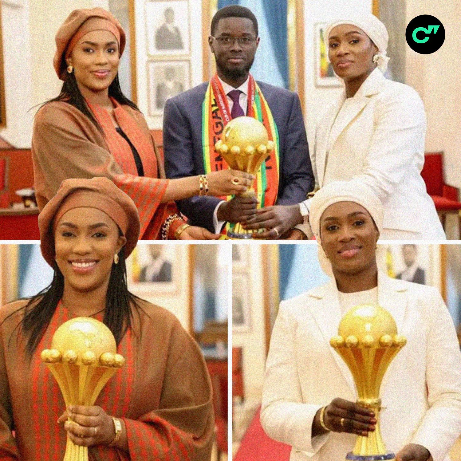 Президент Сенегала отпраздновал победу на Кубке Африки сразу с двумя своими женами на первой 45 летний Бассиру Диомай Фай женился еще 17 лет назад а на второй в 2023 м Обе девушки родом из одного города и давно дружат при этом одна из них христианка а другая мусульманка   Подписывайтесь на Спортс