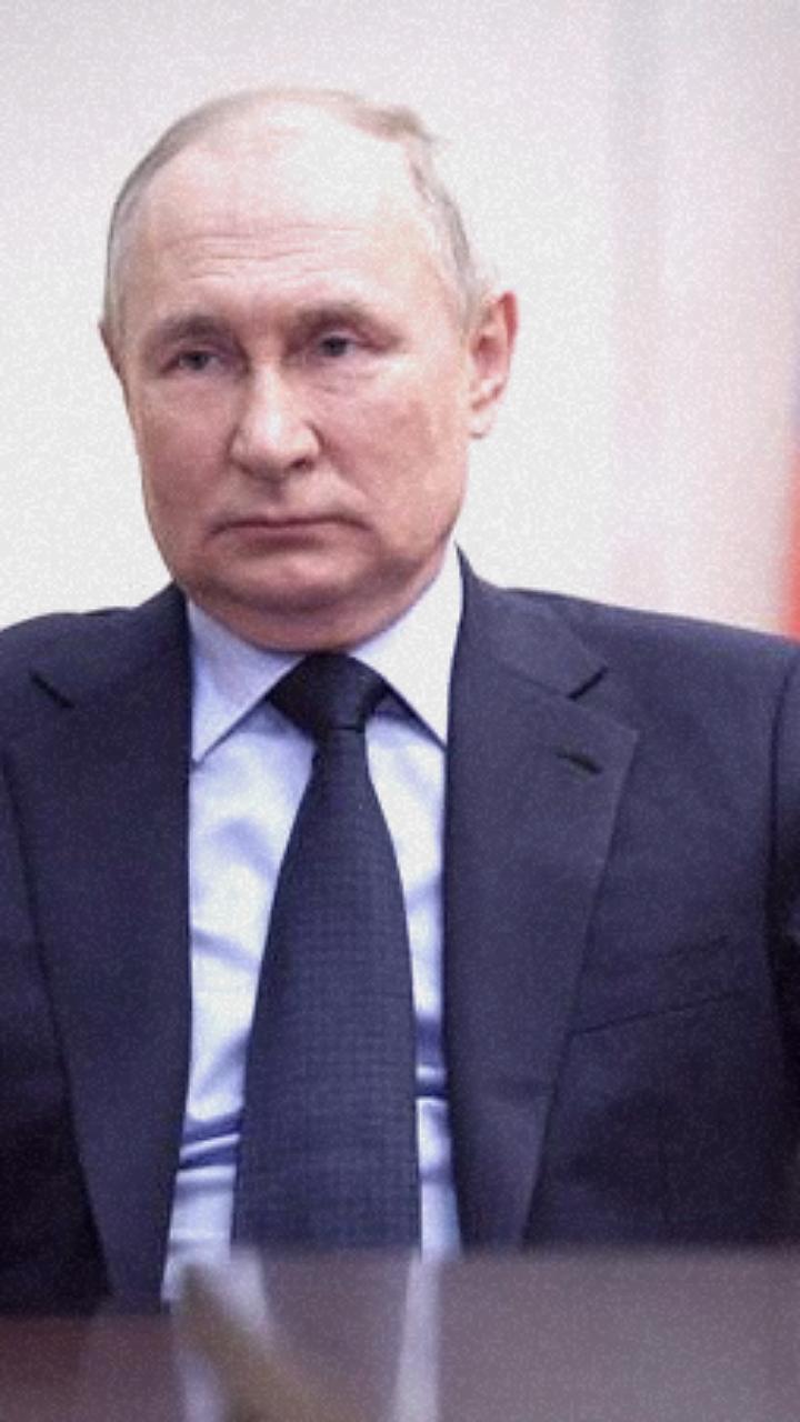 Путин поручил увеличить затраты на научные исследования до 1 июля