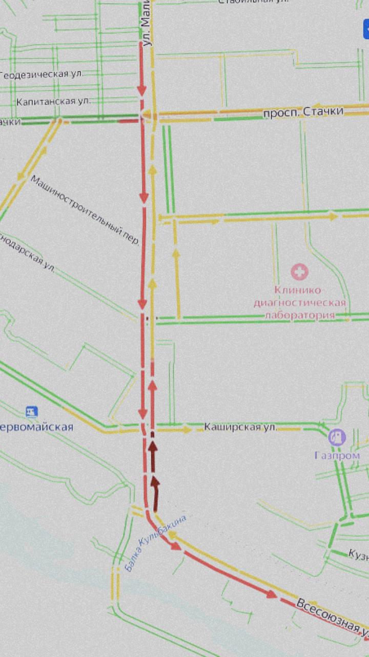 ДТП на проспекте Стачки вызвало многокилометровую пробку