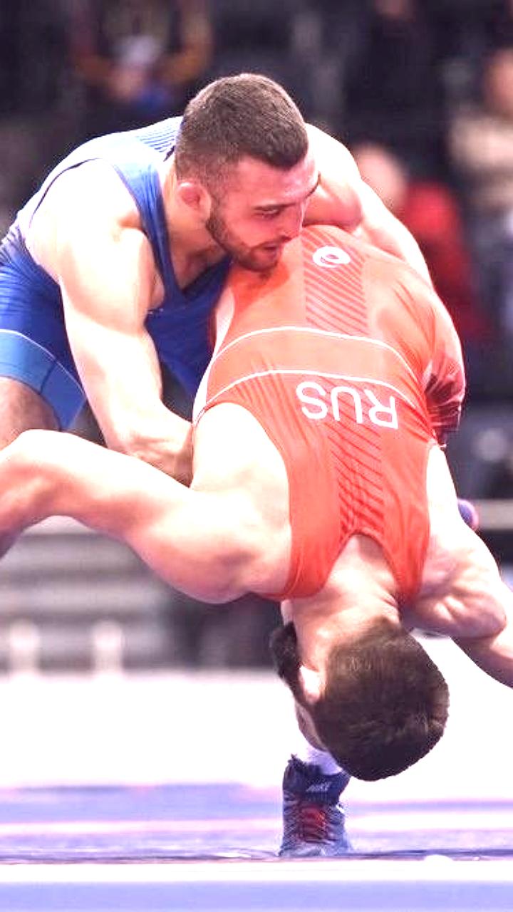 Осетинские борцы на предолимпийском чемпионате России