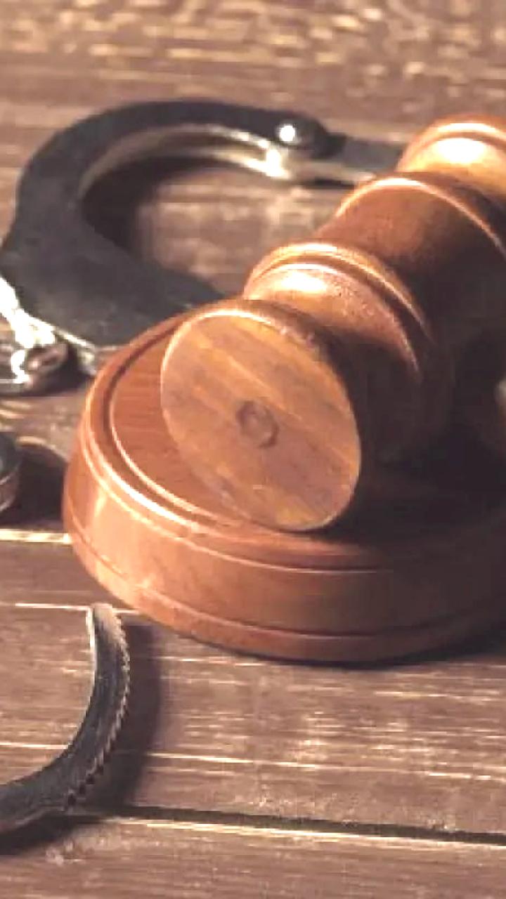 Суд в Брянске заключил под стражу несовершеннолетнего обвиняемого в участии в террористической организации