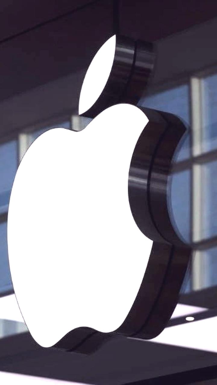 Apple разрабатывает собственные ИИ-чипы для центров обработки данных