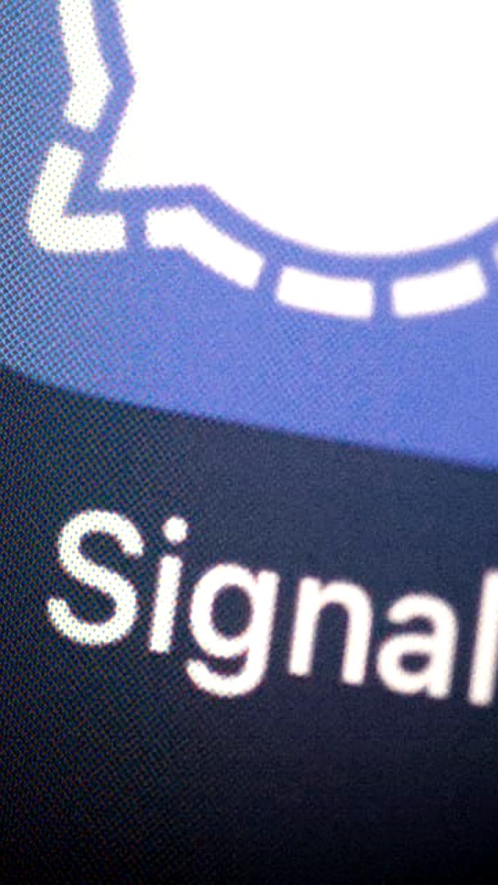 Signal и американское правительство: интриги и обвинения