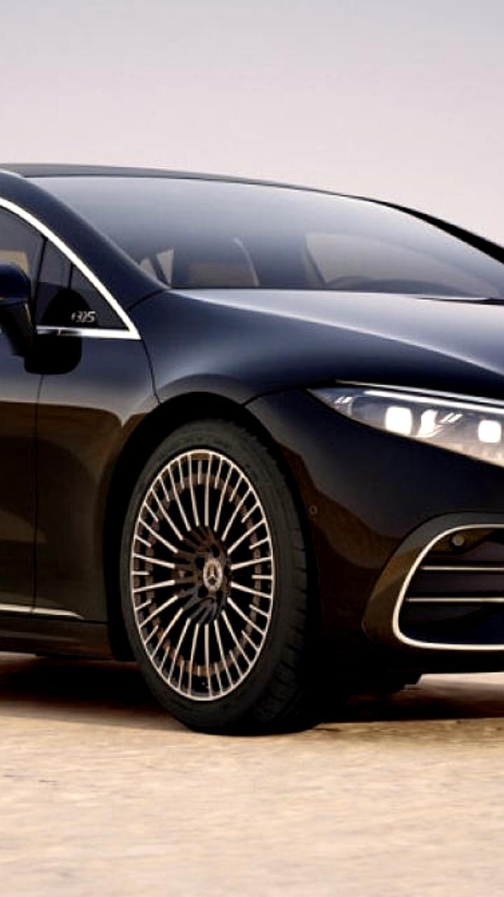 Mercedes-Benz не отказывается от бензиновых двигателей до 2030 года