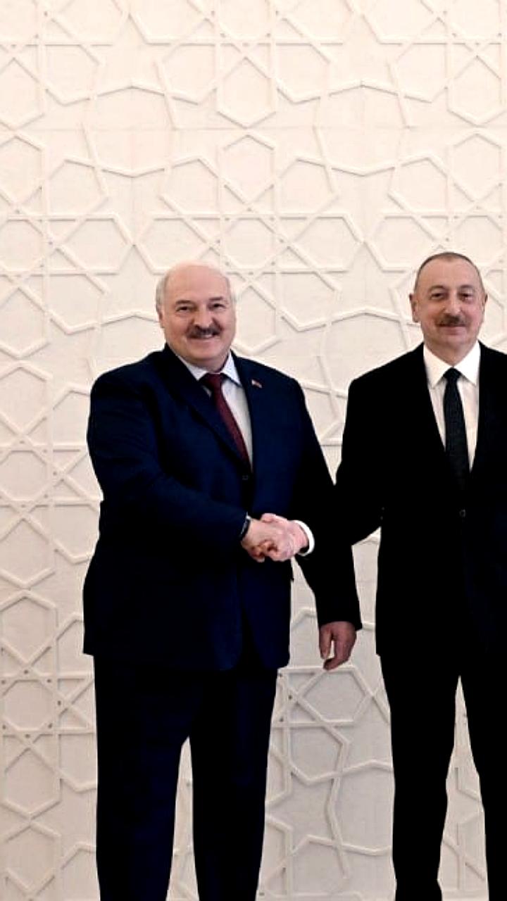 Алиев и Лукашенко обсудили сотрудничество в послевоенном восстановлении