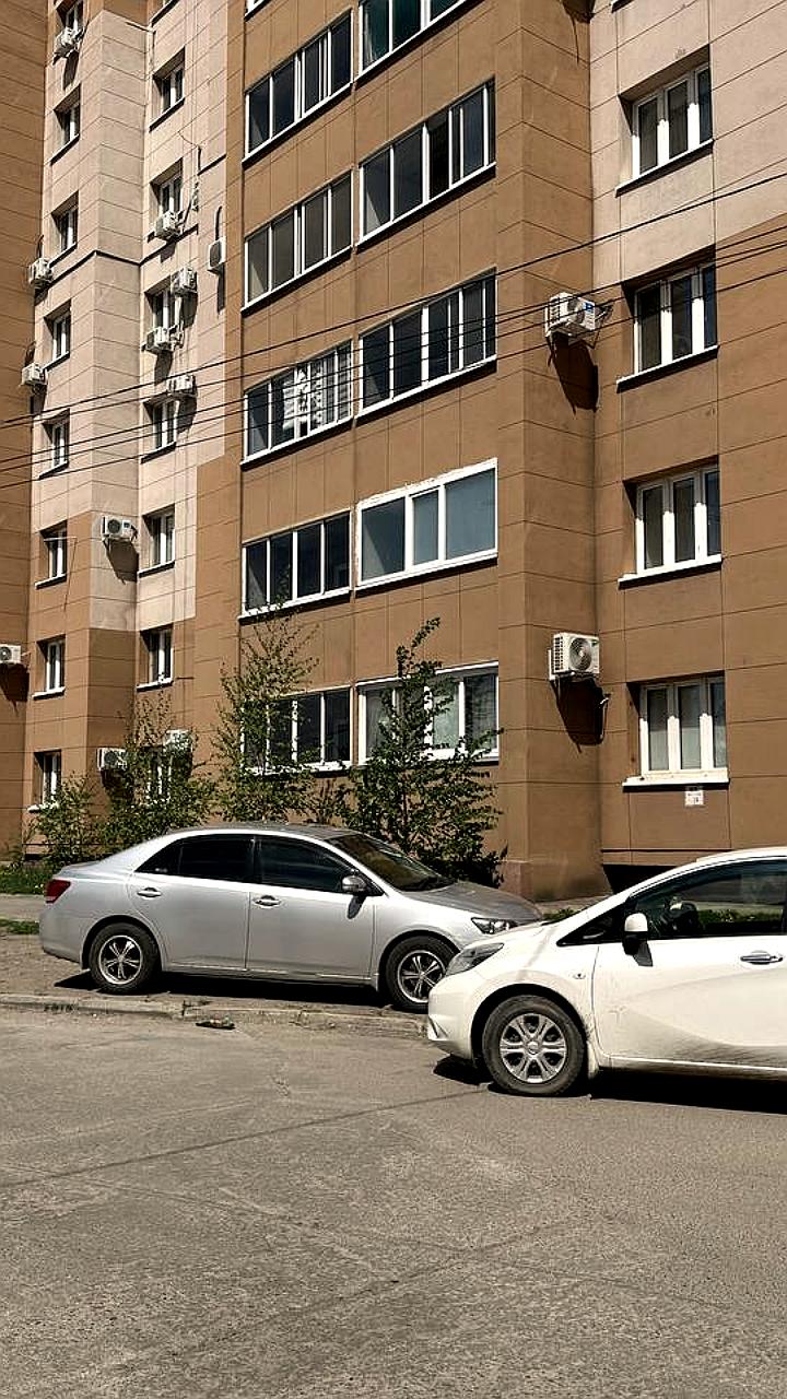 Штрафы за парковку на газонах и детских площадках в Благовещенске