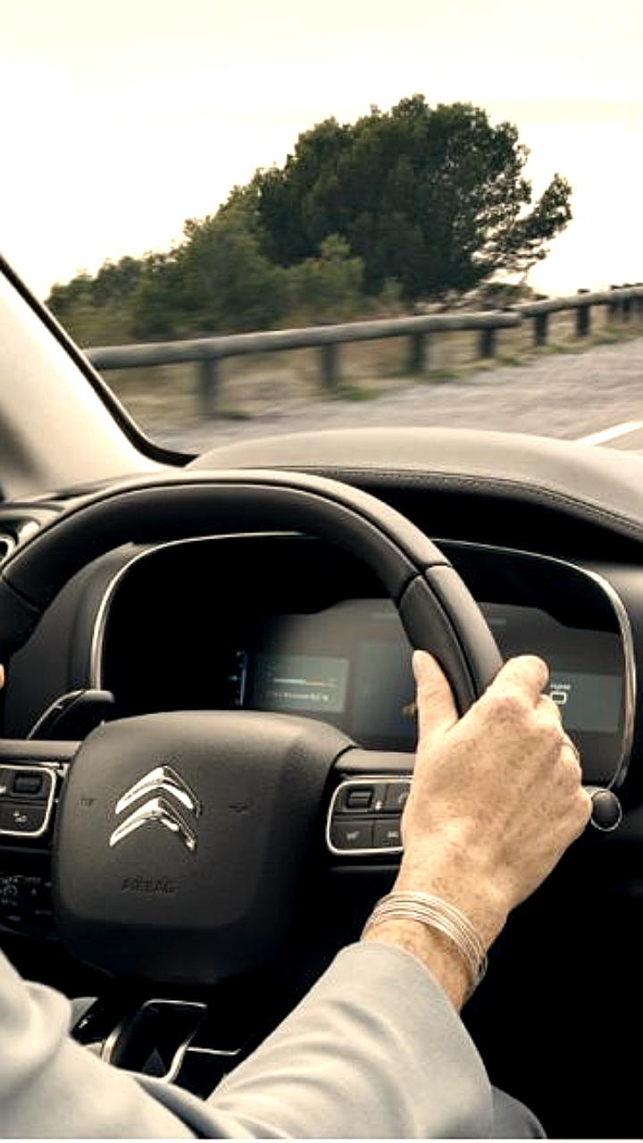 Начались продажи автомобилей Citroen С5 Aircross российского производства