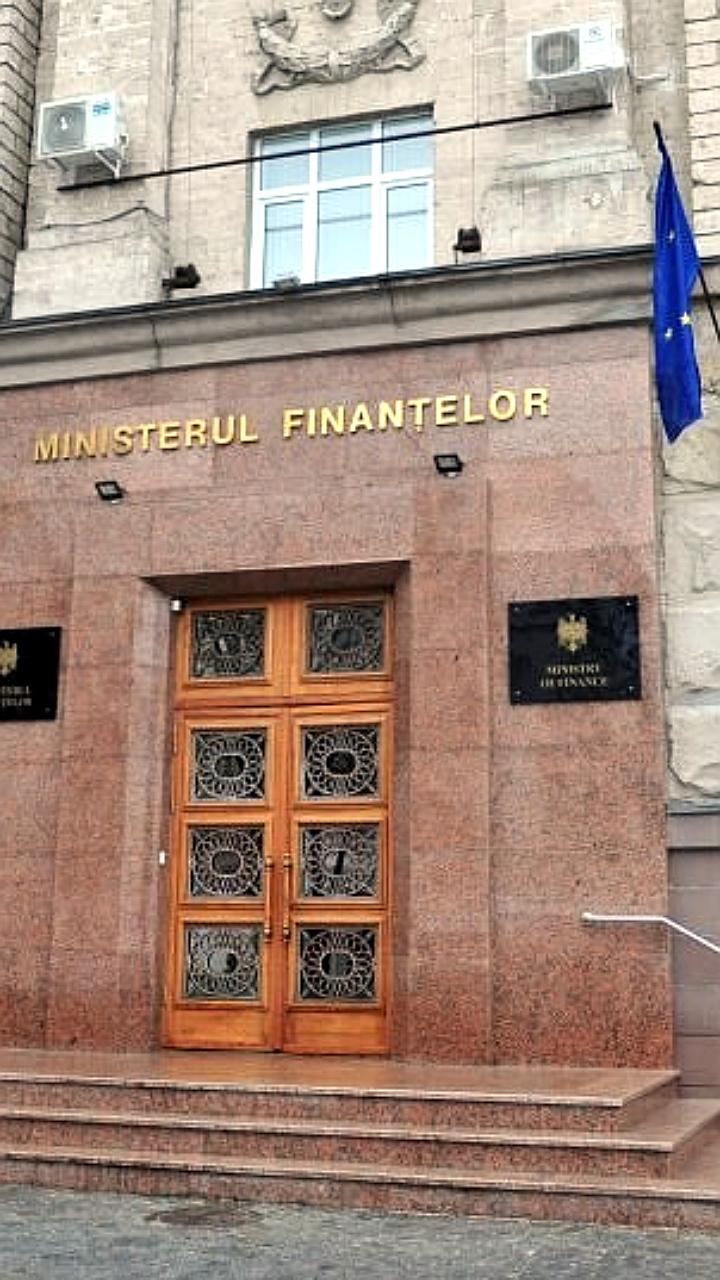 Доходы госбюджетов Хабаровского края и Молдовы превысили планы