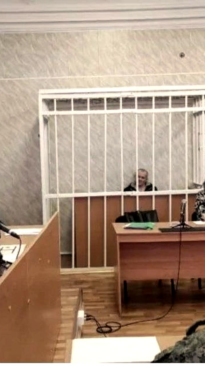 Военнослужащие осуждены за избиение отца и хищение оружия