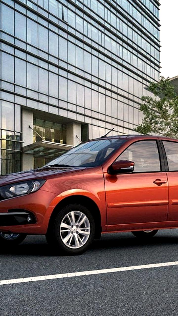 Президент 'АвтоВАЗа' обещает обновления для Lada Vesta и Lada Granta