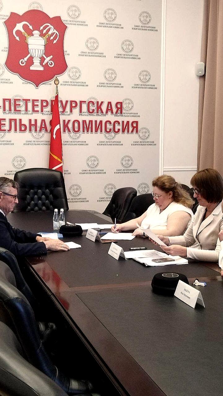 Беглов и Зверев выдвинулись на выборы губернатора Петербурга