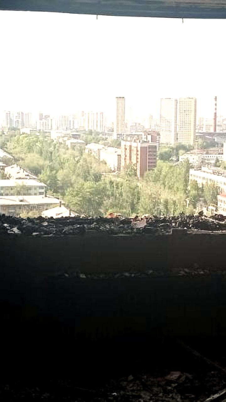 Пожар в многоэтажке в Екатеринбурге: эвакуированы десятки жильцов