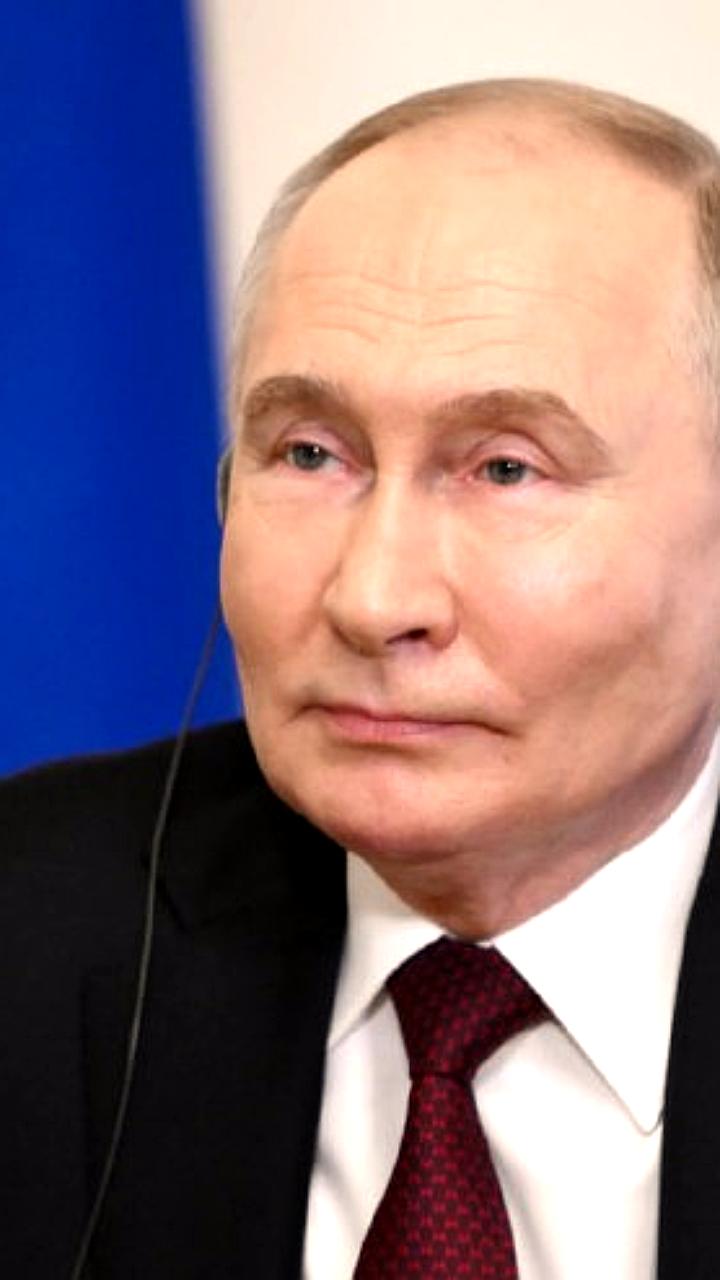 Путин начал серию международных встреч на ПМЭФ