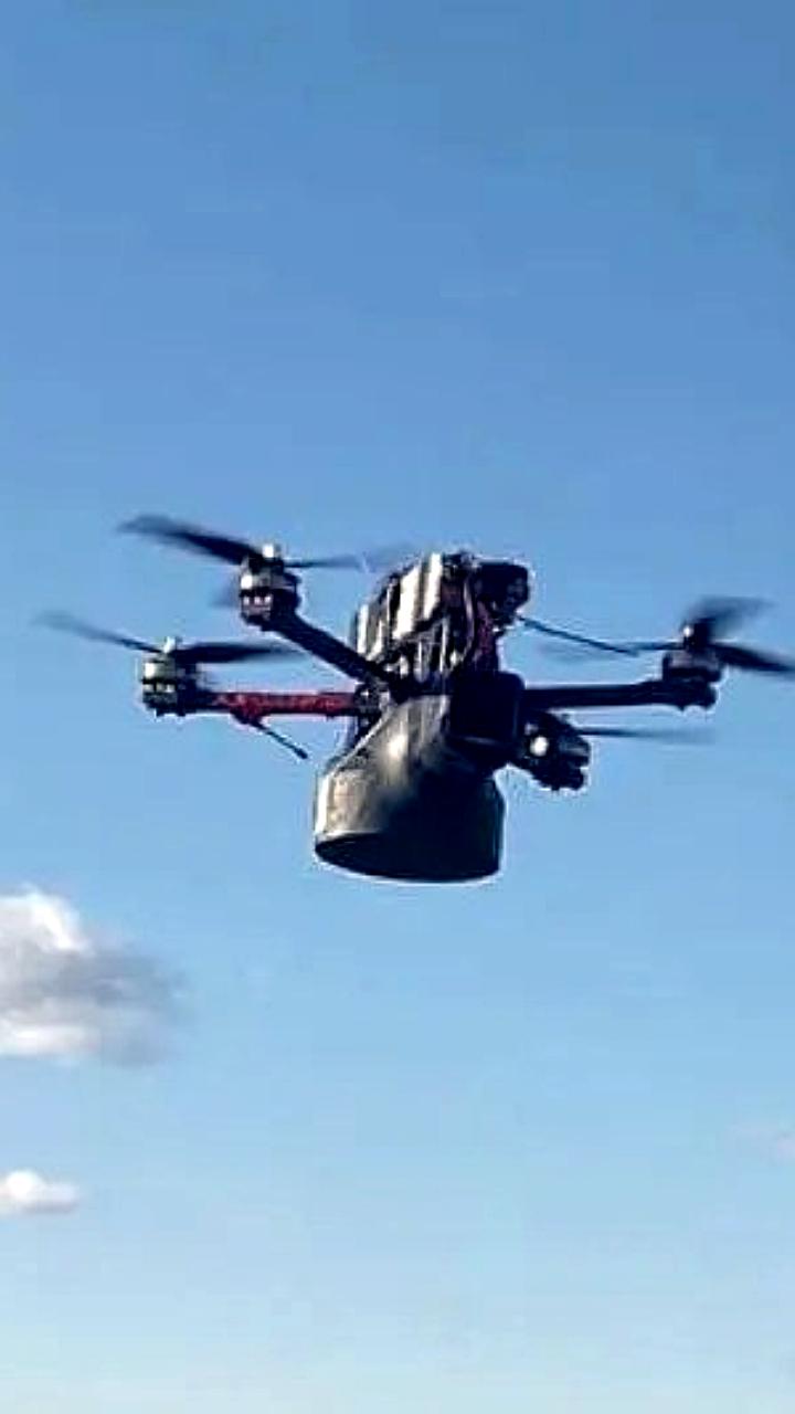 Российский FPV-дрон поразил башню БМП Bradley в зоне СВО