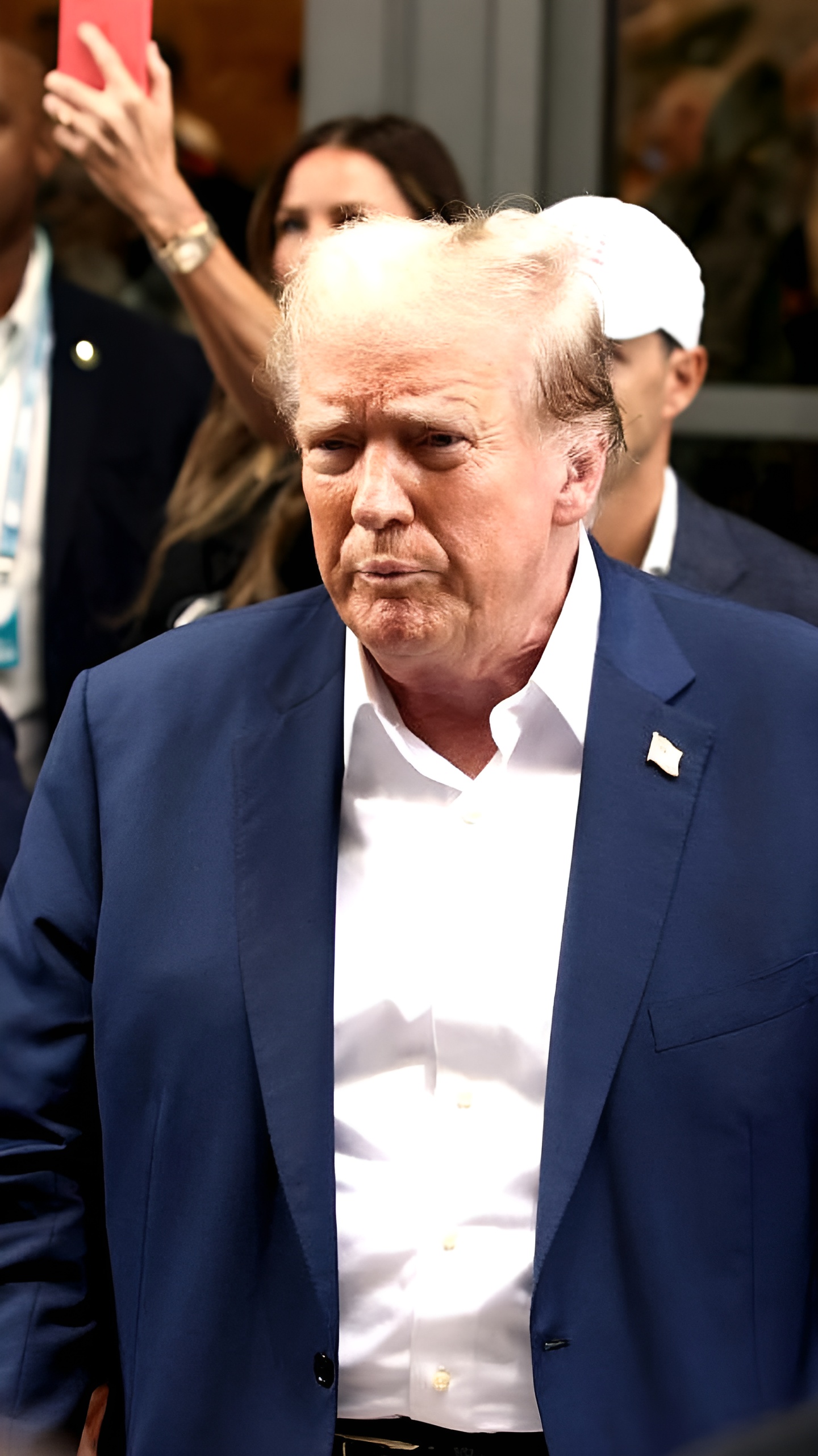 Трамп посетил мясной ресторан и оставил $500 на чай