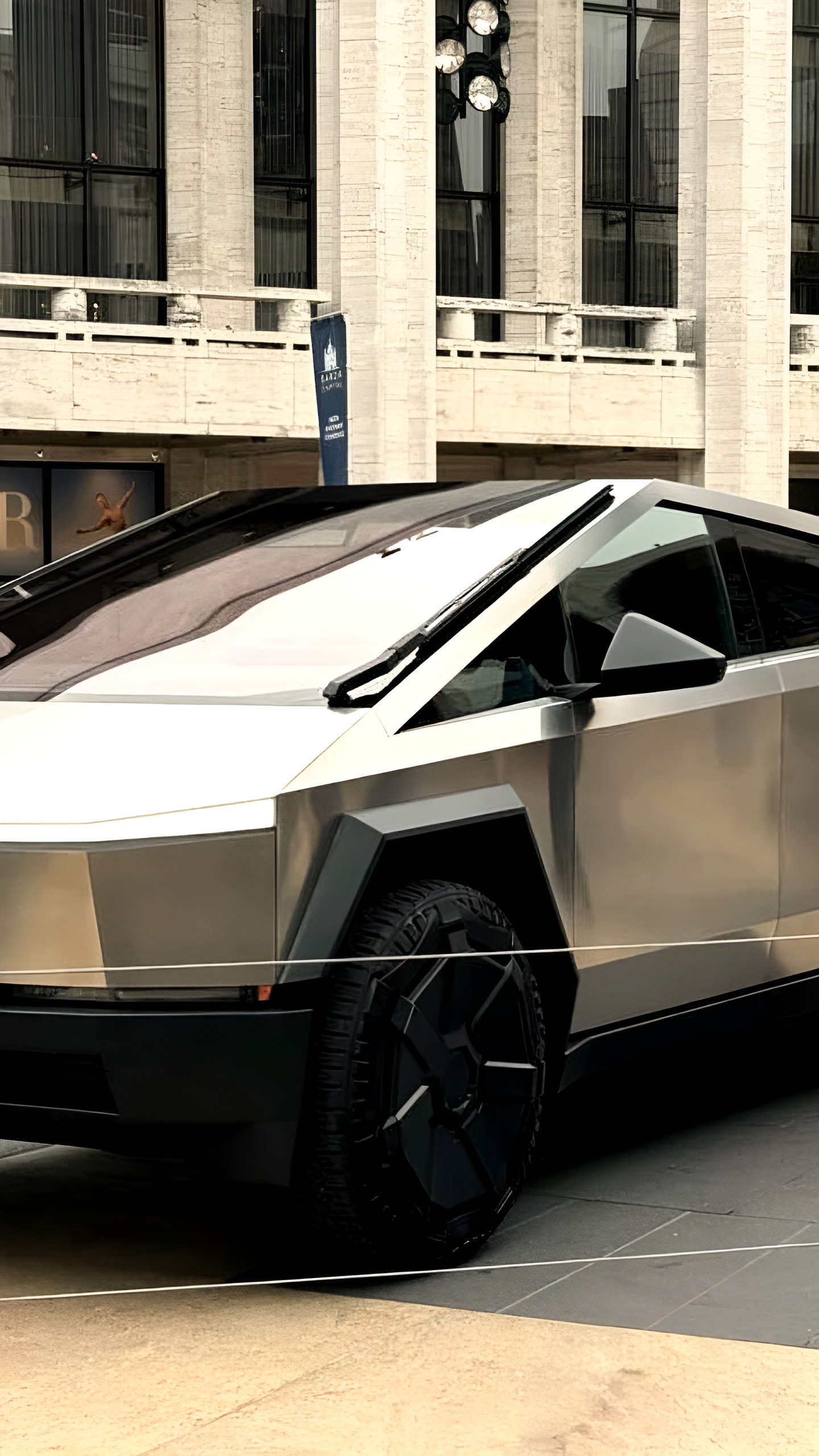 Tesla отзывает 11 тысяч Cybertruck из-за проблем с дворниками и педалями
