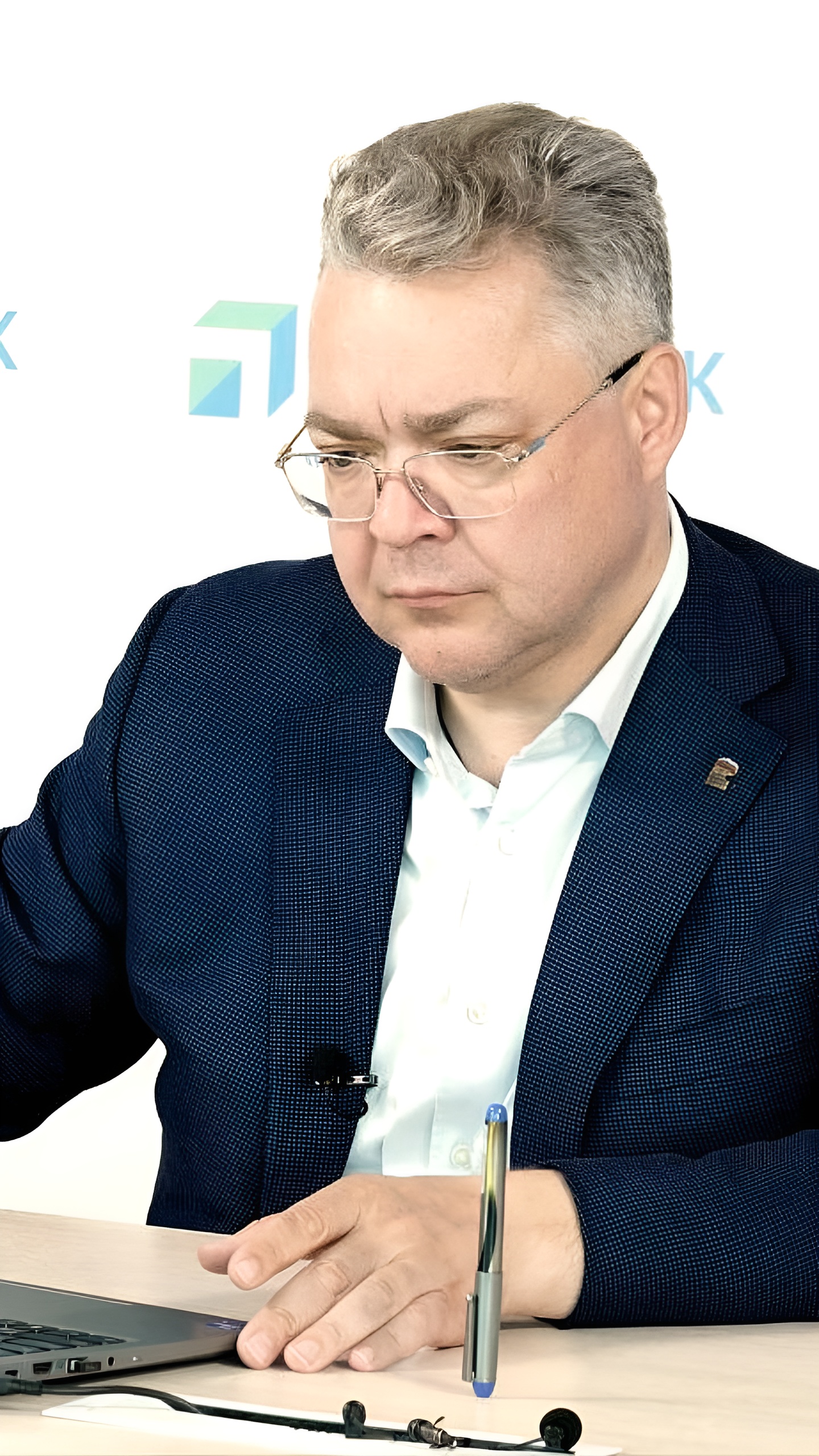Поджоги полей и проблемы с мусором: губернатор Ставрополья рассказал о вызывающих беспокойство событиях