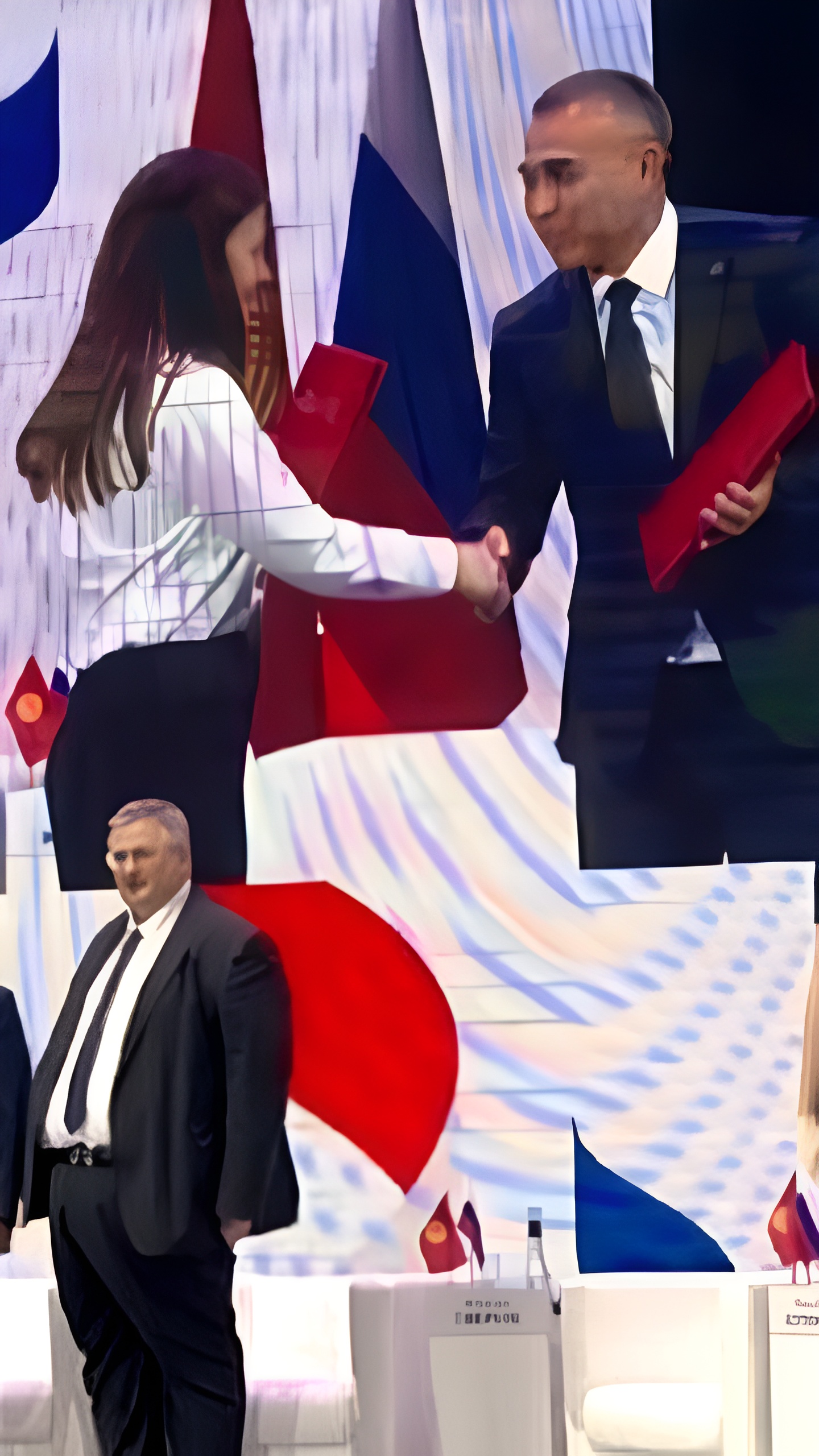 Владивосток и Ош стали городами-побратимами