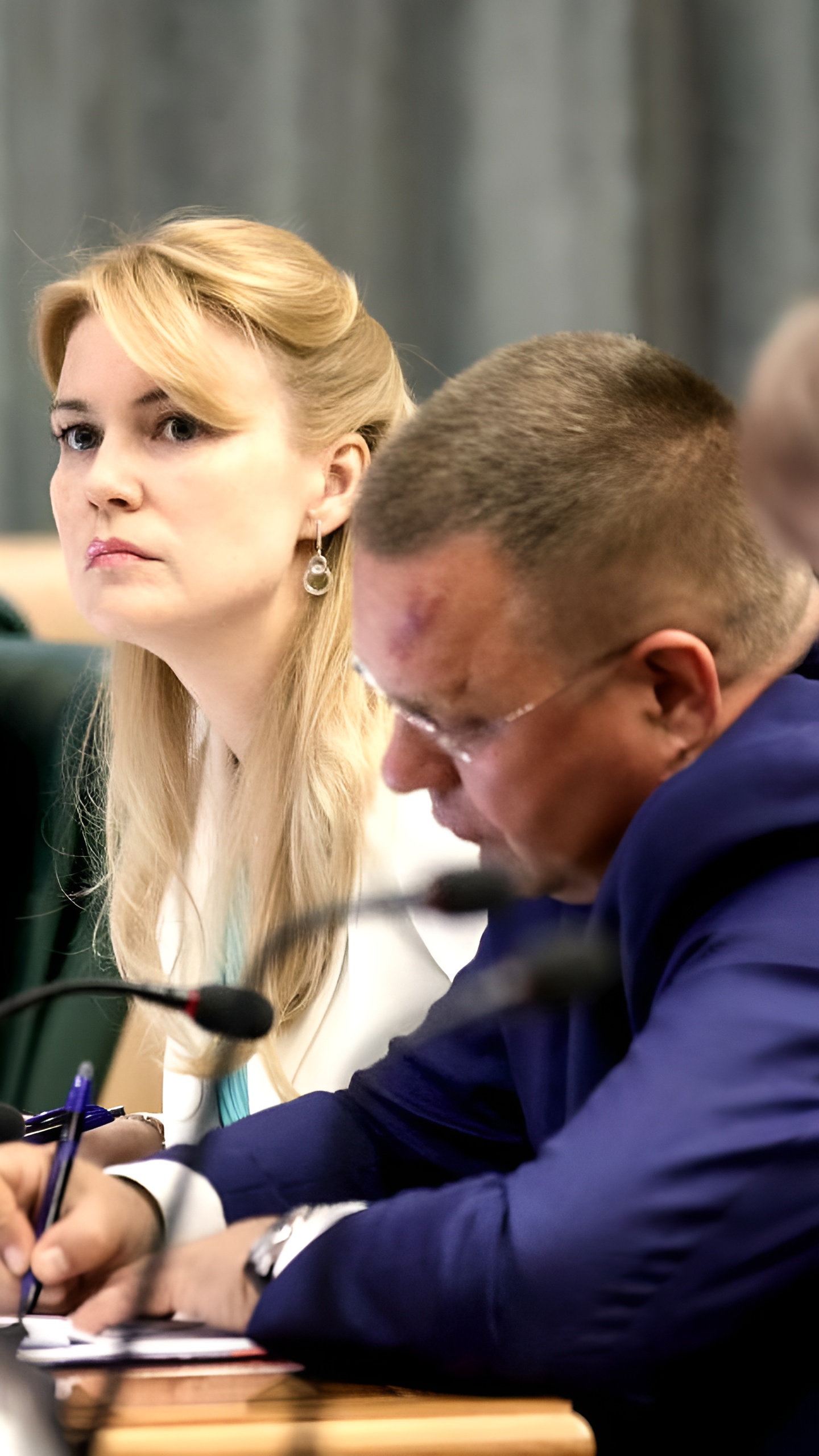 Госдума приняла законопроект о включении срока службы в Донбассе в пенсионный стаж