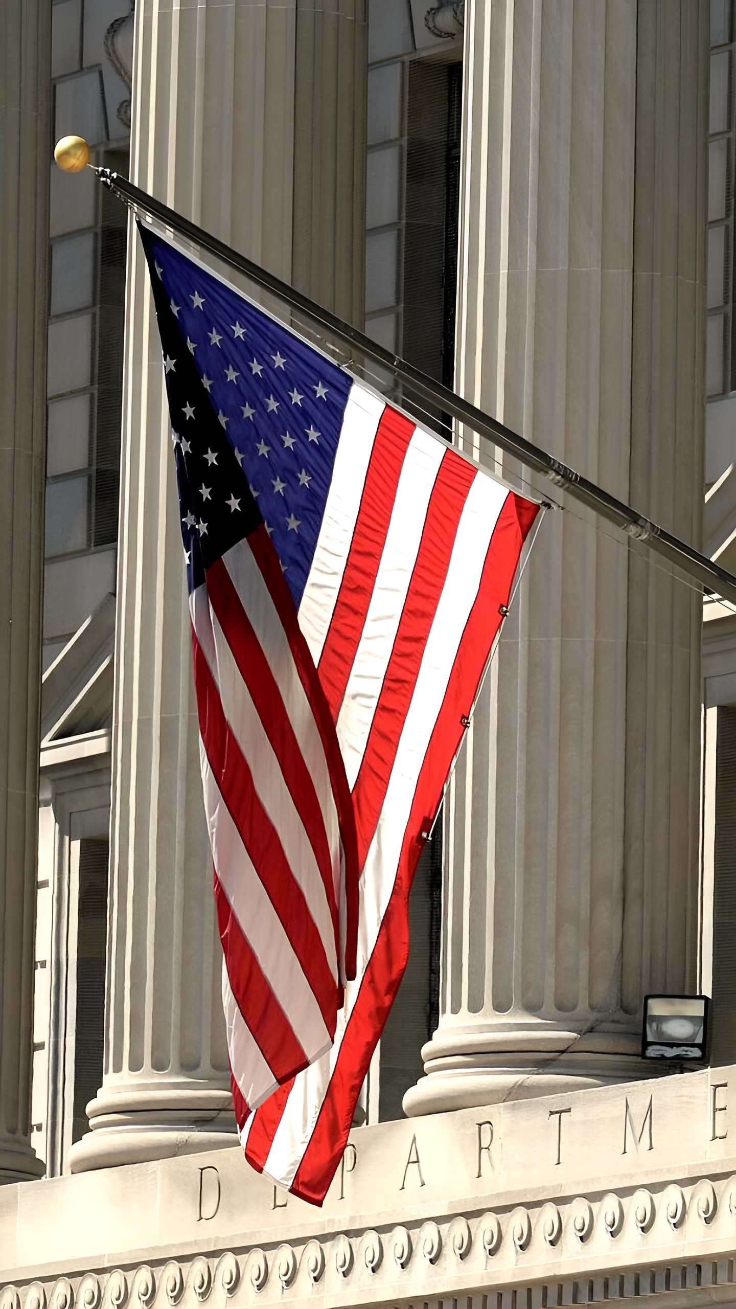 США не готовы финансировать восстановление Украины, согласно аналитикам