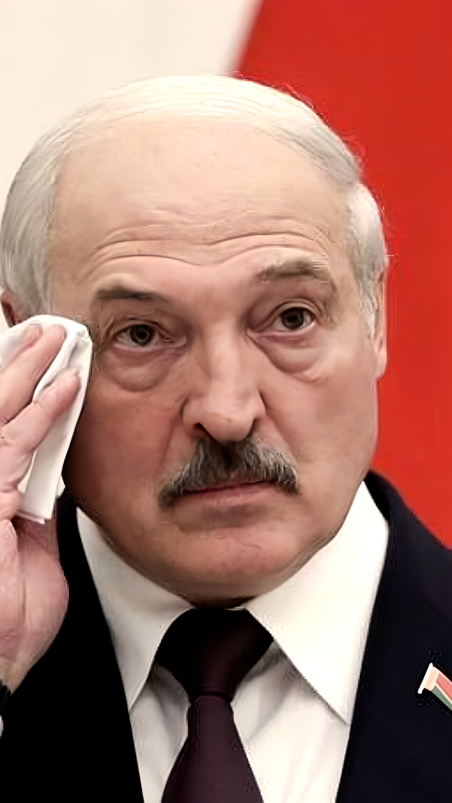 Лукашенко предлагает новую статью УК о насилии в отношении бывшего президента