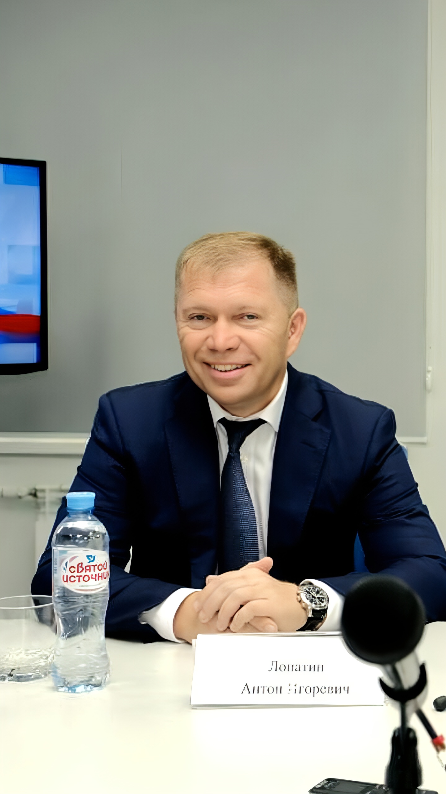 Антон Лопатин обсудил подготовку к выборам в Калмыкии с местными властями