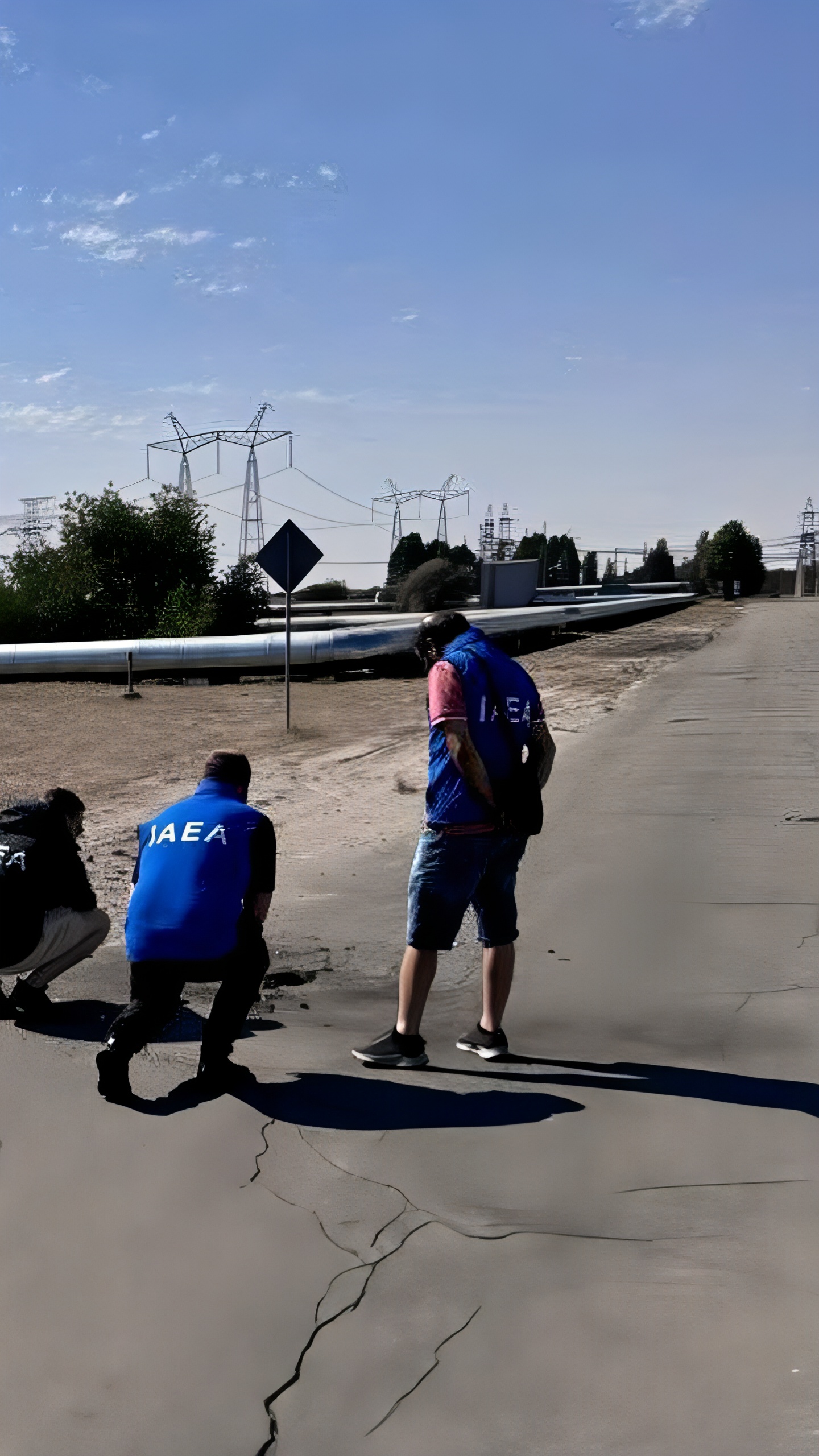 БПЛА ВСУ сбросил заряд на дорогу у ЗАЭС