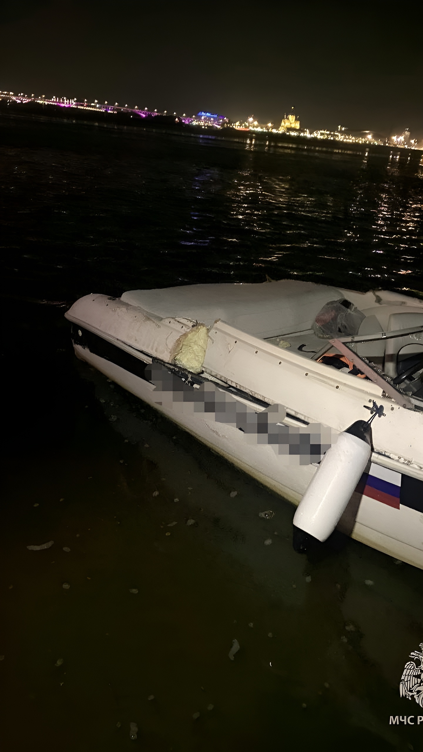 Столкновение катеров на Волге в Нижнем Новгороде: двое пострадавших