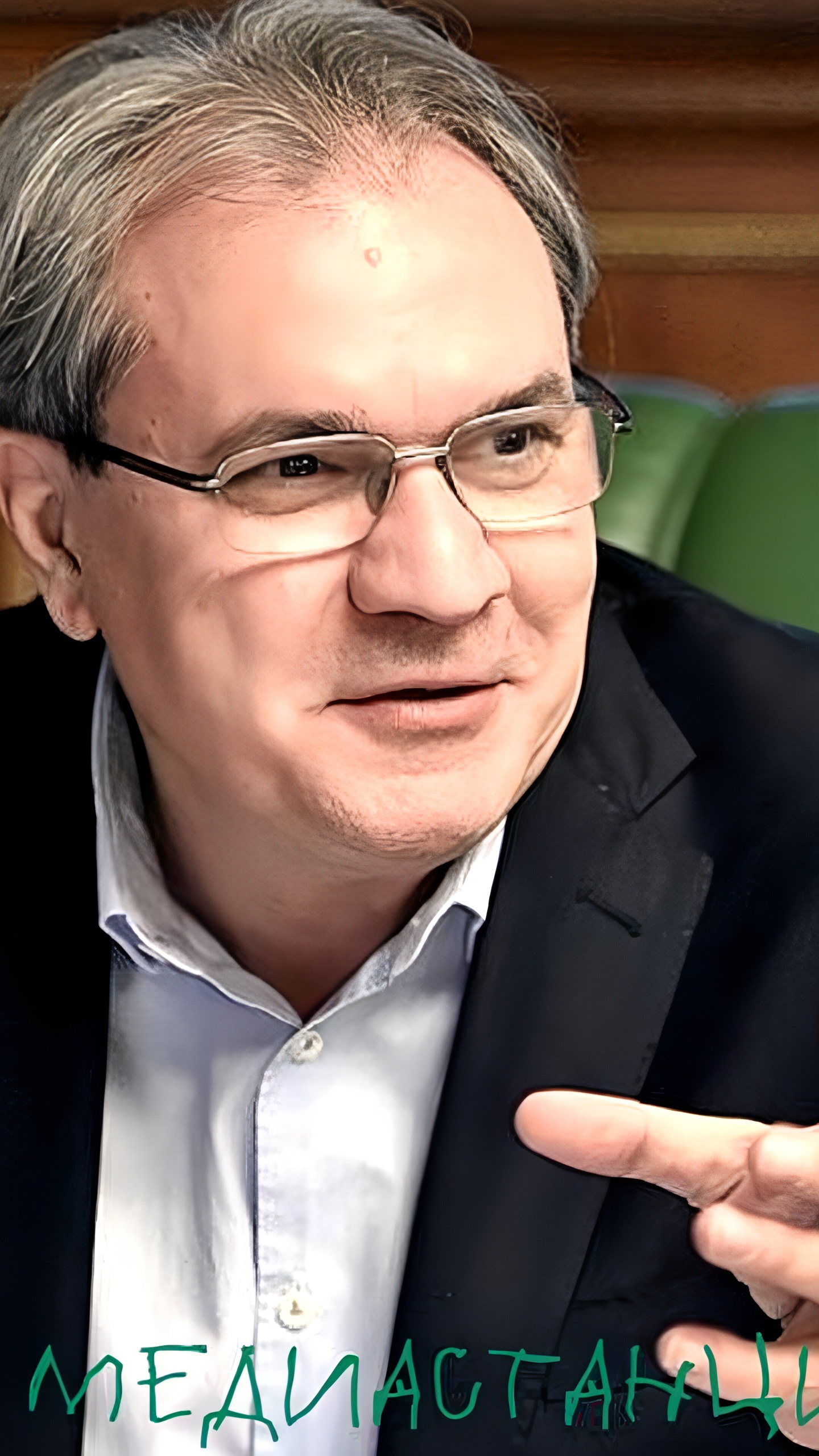 Фадеев подчеркивает необходимость создания защищенного мессенджера в России