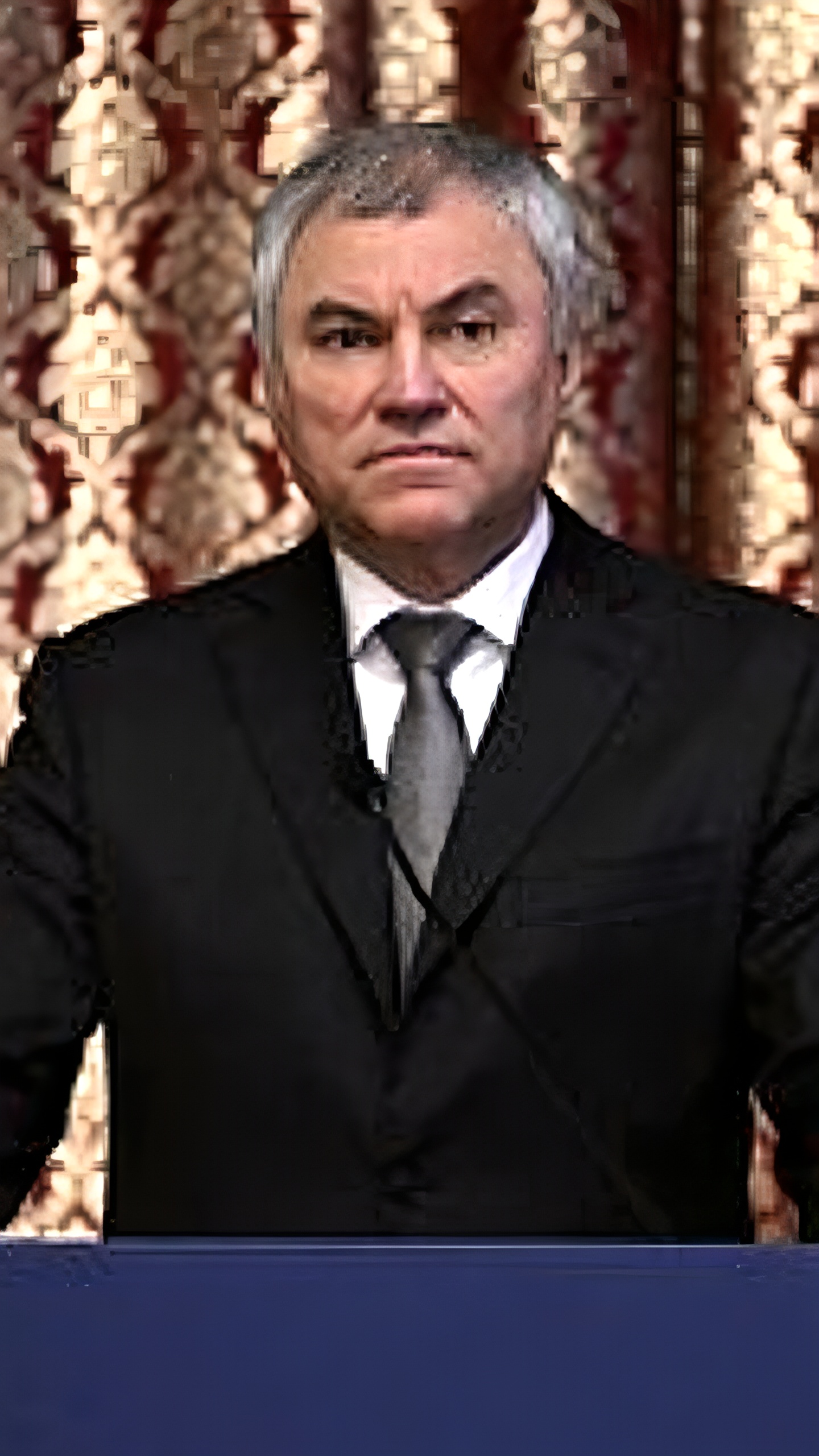 Вячеслав Володин подчеркивает важность престижа рабочих профессий для молодежи