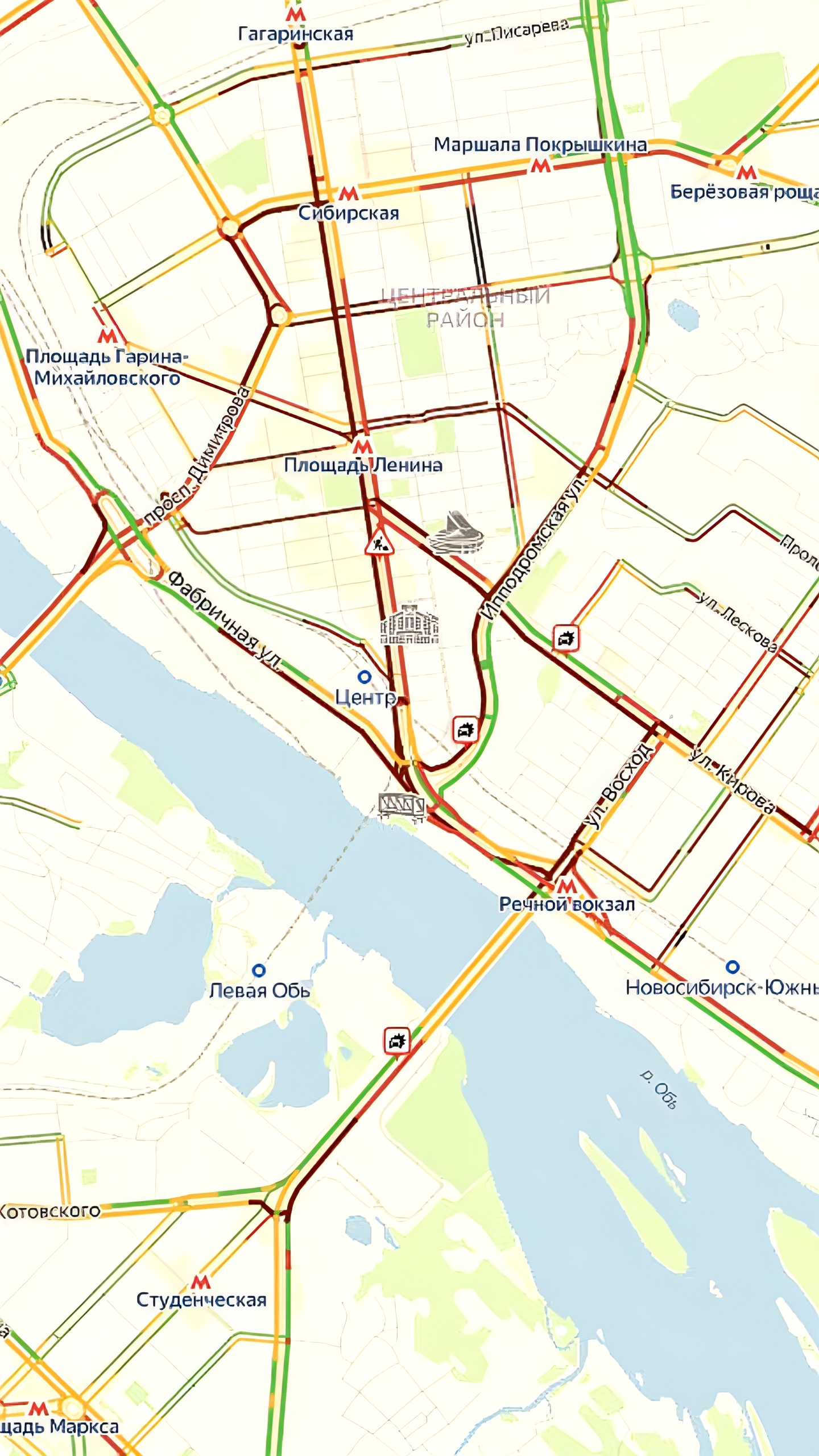 Аномальные пробки в Петербурге из-за аварии на Объездной дороге