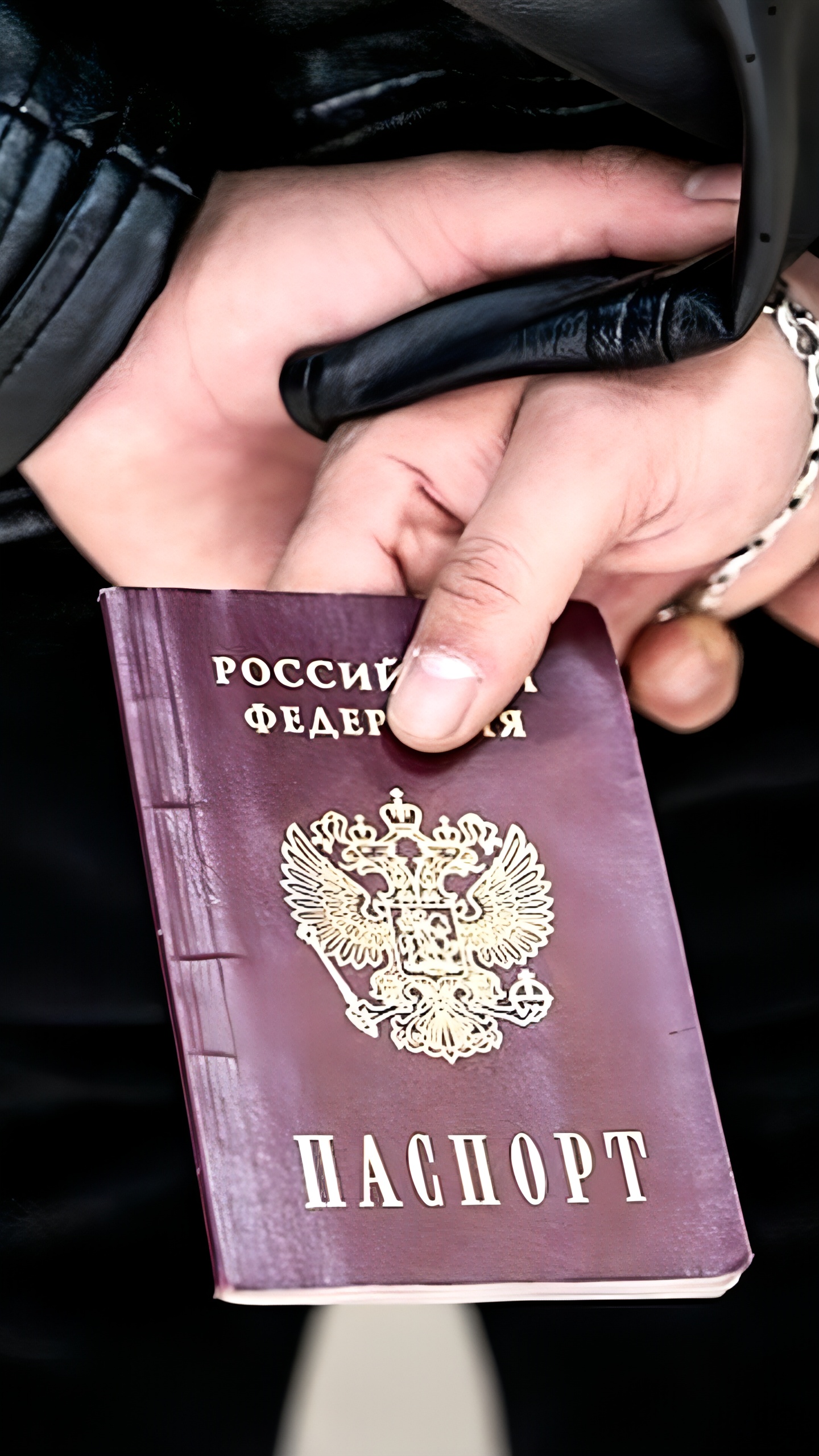 Два натурализованных гражданина России лишены гражданства за неисполнение воинского учета
