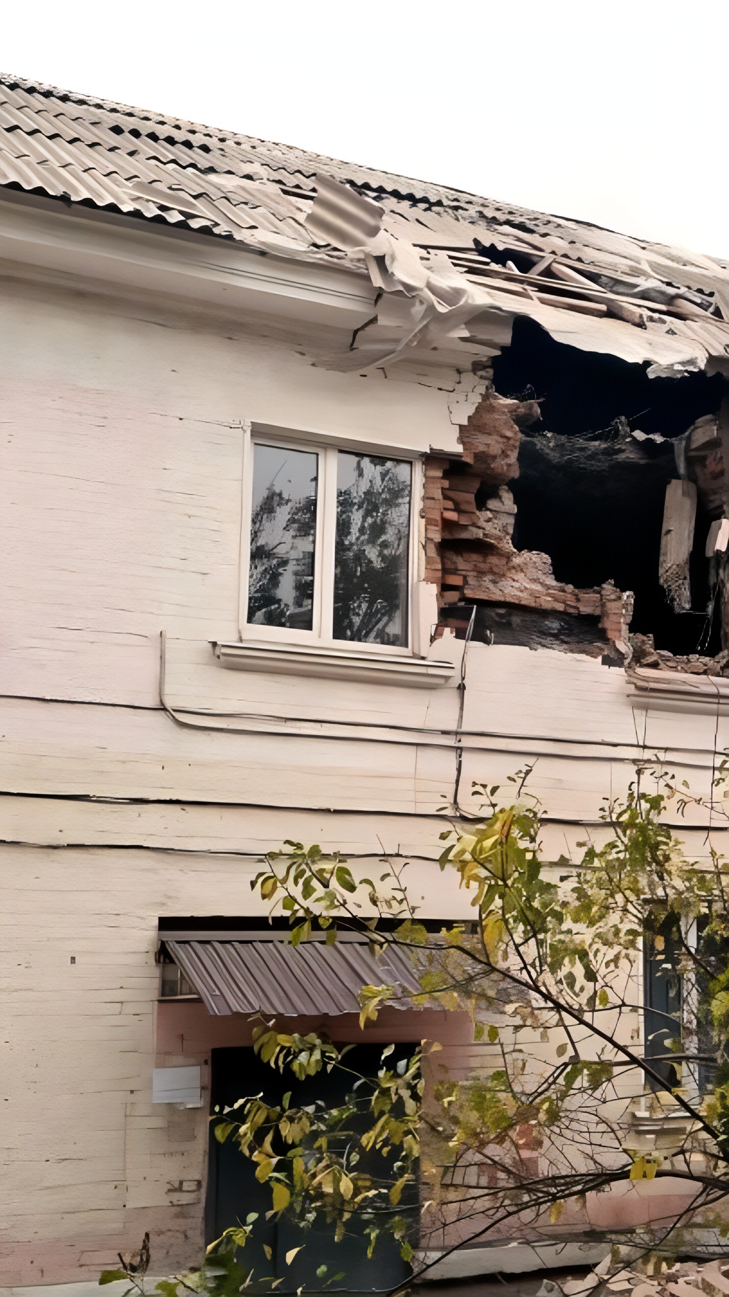 Обстрел Шебекино: один ранен и повреждены здания