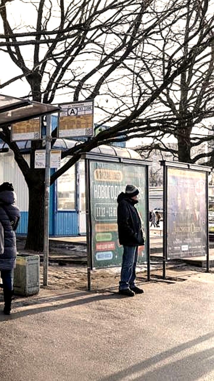 В Петербурге переименованы более 100 остановок общественного транспорта