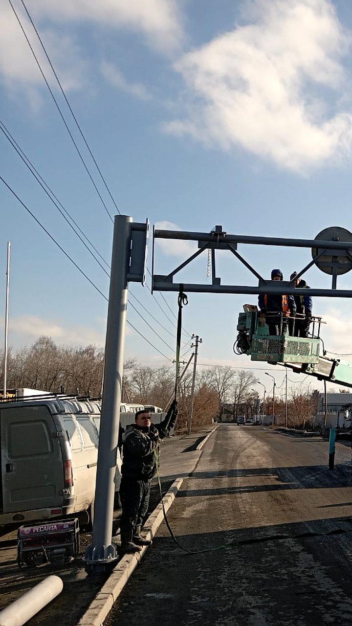 В Новосибирске восстановлены габаритные ворота для ограничения проезда большегрузов