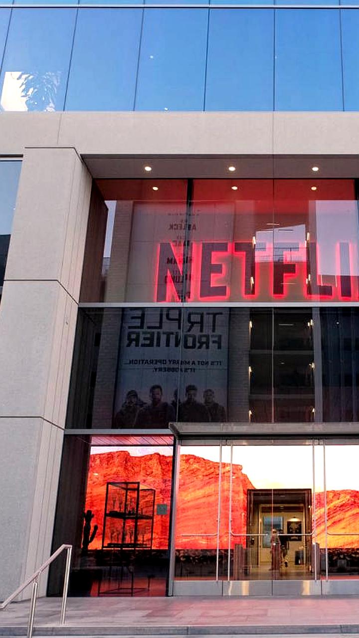 Обыски в офисах Netflix в Париже и Амстердаме из-за налогового расследования