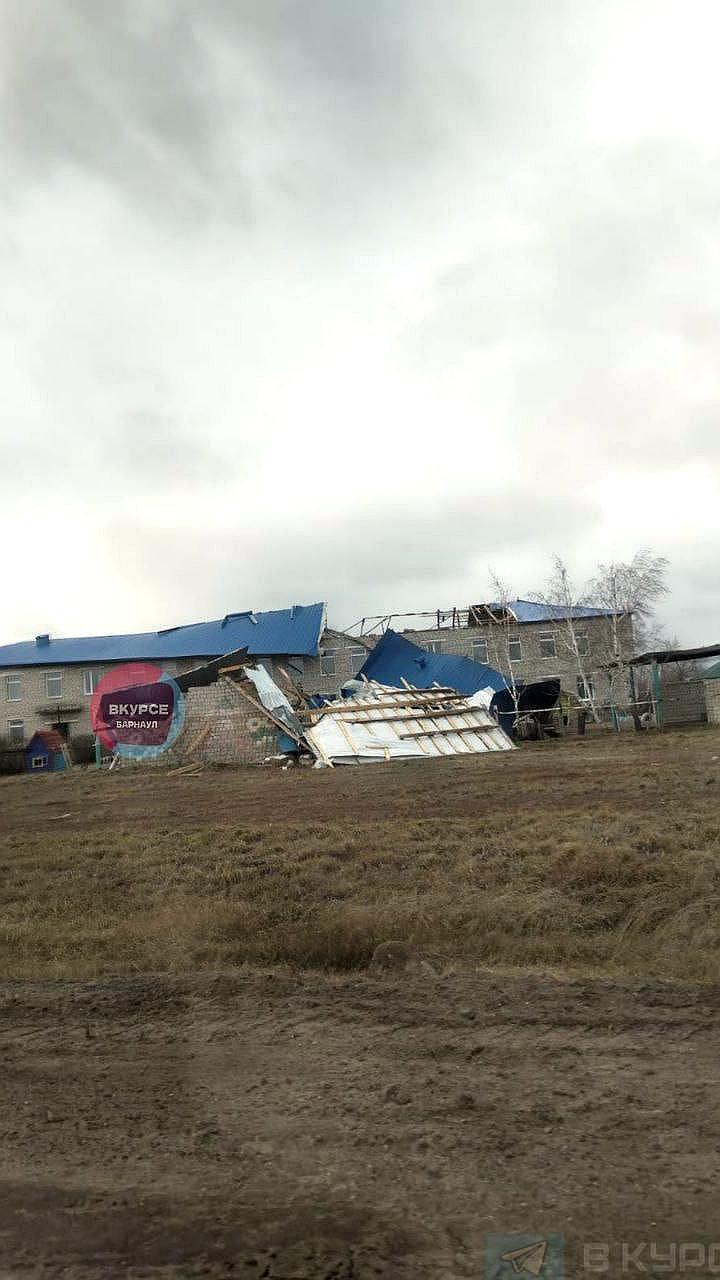 Изумрудный парк закрыт из-за сильного ветра