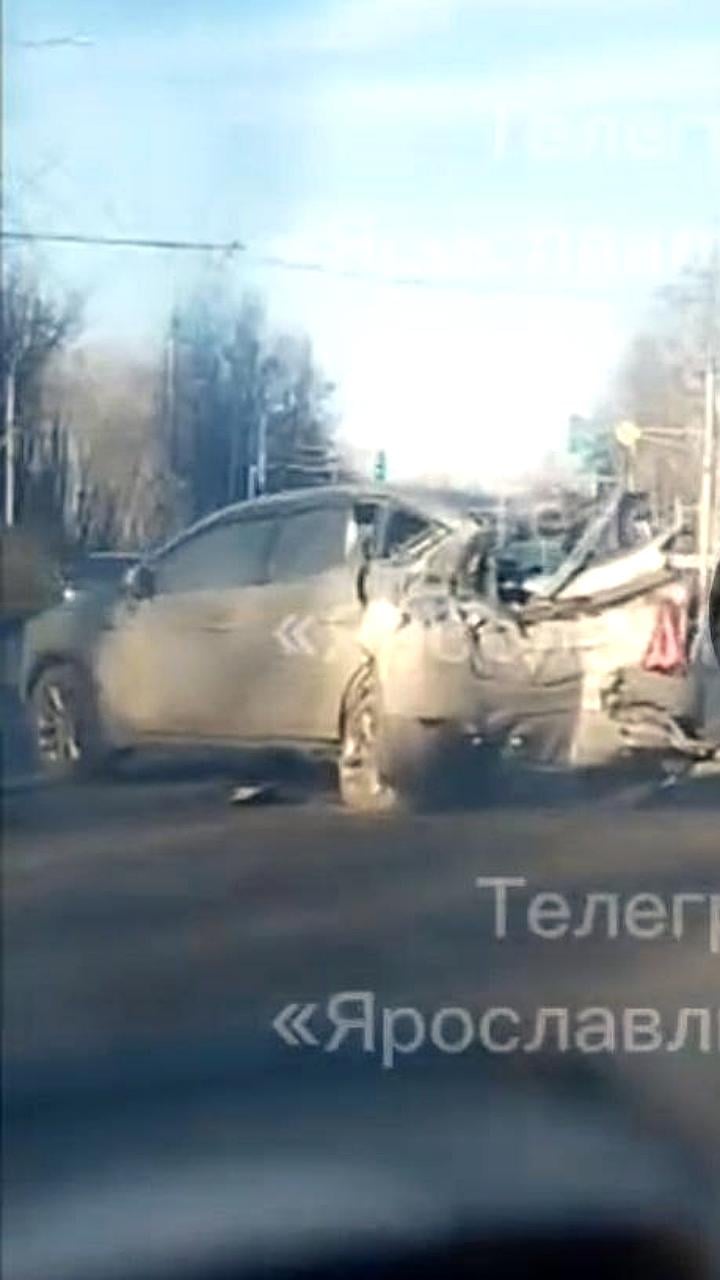 Смертельное ДТП с троллейбусом в Оренбурге: один погибший и пострадавший