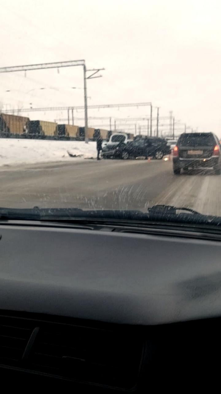 Серьезная авария на трассе Барнаул - Новоалтайск: движение затруднено