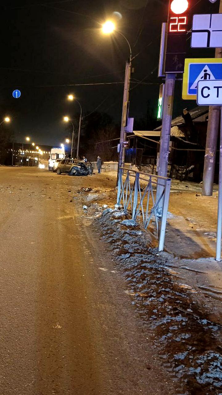 Смертельная авария в Октябрьском районе Новосибирска: один погибший и несколько пострадавших