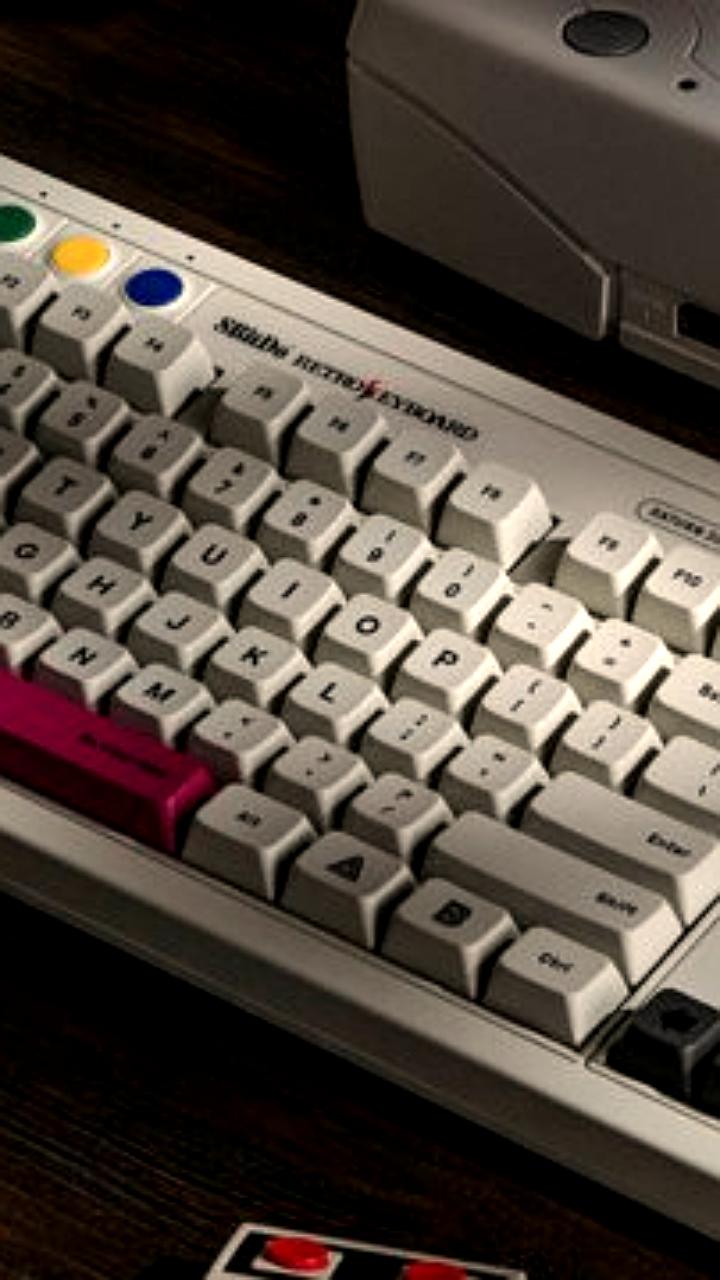 8BitDo анонсировала клавиатуру Retro Mechanical Keyboard в честь 30-летия SEGA Saturn