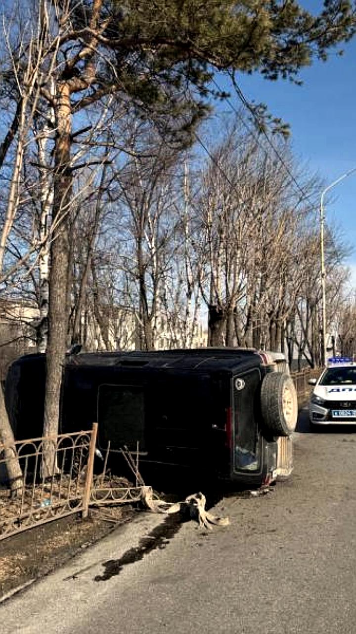 В Артеме продолжается поиск водителя, скрывшегося с места ДТП с пострадавшими