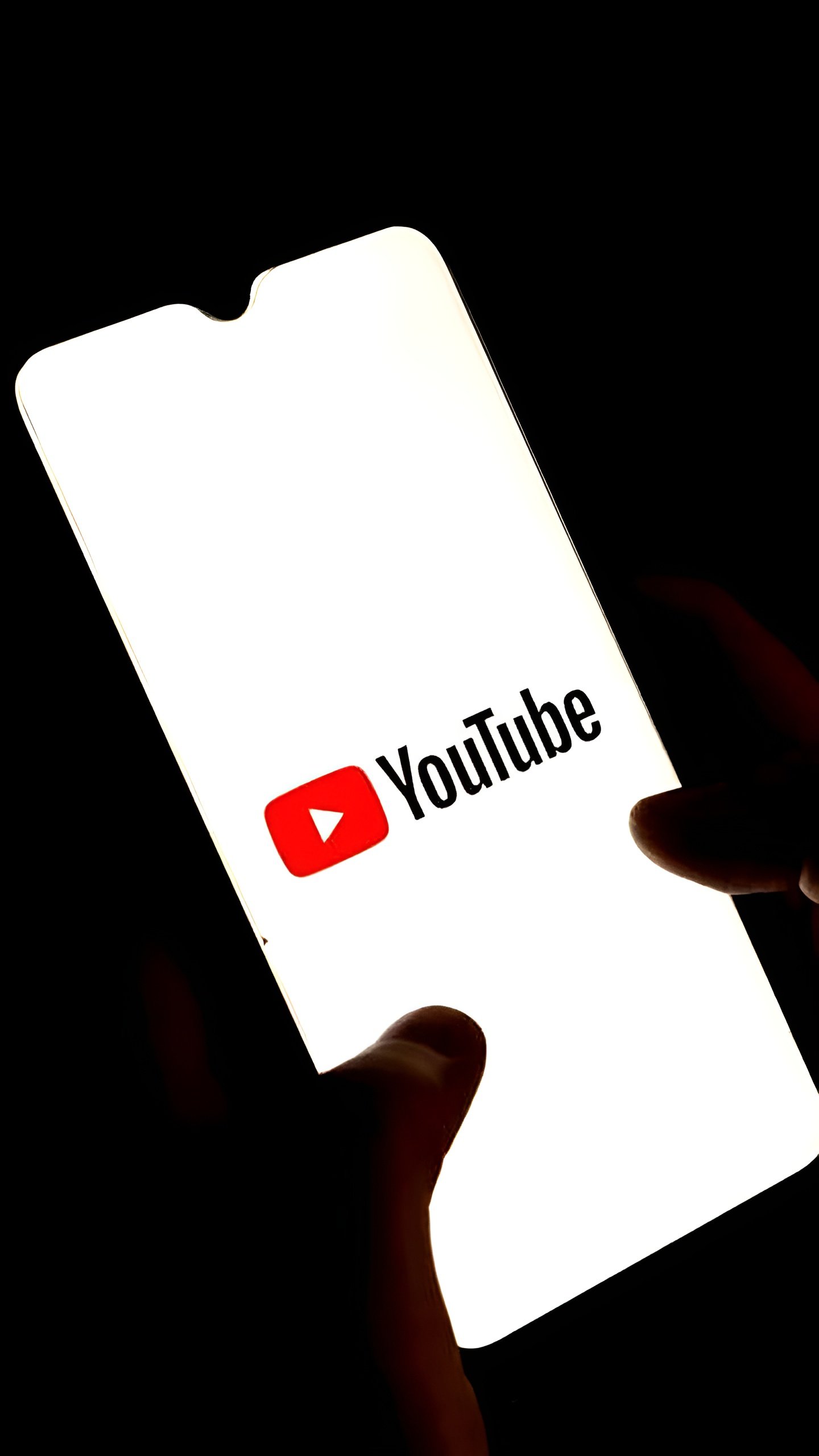 Четверть россиян используют ускорение YouTube, треть перешла на отечественные видеосервисы